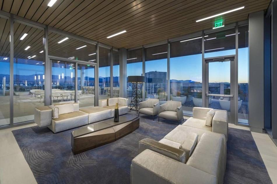 Modern Luxury 2 Bed With Panoramic City Views In Downtown La ロサンゼルス エクステリア 写真
